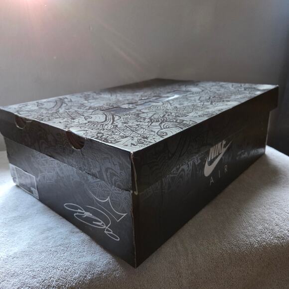 Nike Lebron 19 Low Black/Ghost Green Glow Basketball Sneakers - M Size 15 (NEW) - Picture 11 of 11